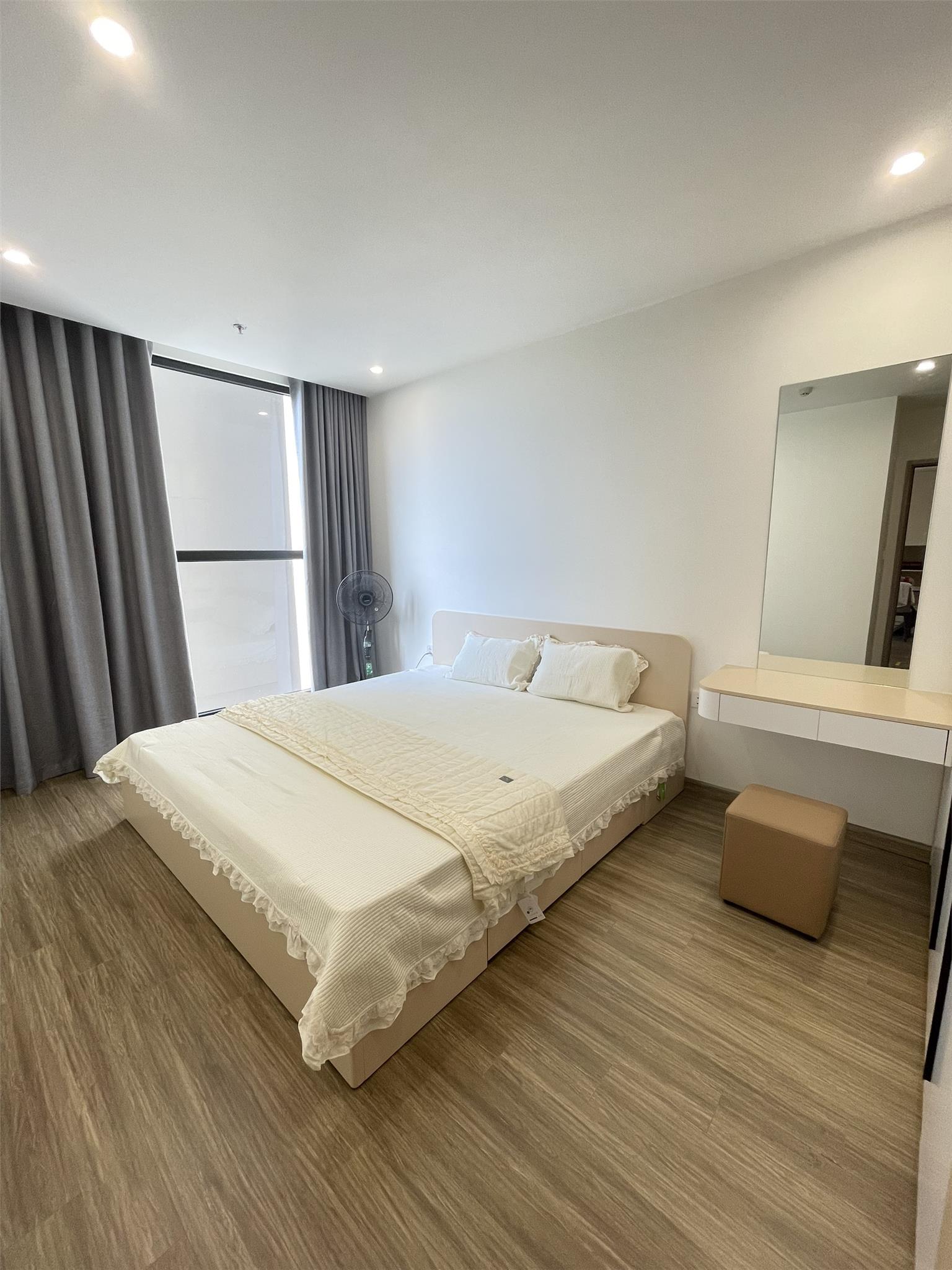 CHO THUÊ CĂN HỘ 2PN FULL NỘI THẤT - TÒA  TC1 – VINHOMES SMART CITY 4