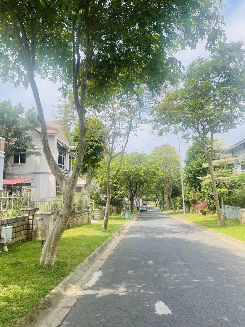 Cần bán Biệt thự Phường Long Thạnh Mỹ, Quận 9, Diện tích 384m², Giá 26 Tỷ 3