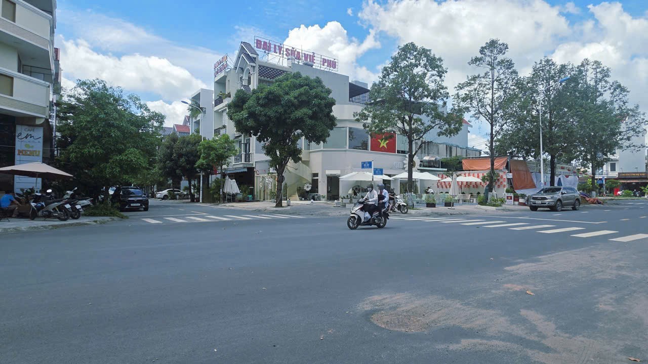 Cần bán Đất Dĩ An, Bình Dương, Diện tích 81m², Giá 07.1 Tỷ 2