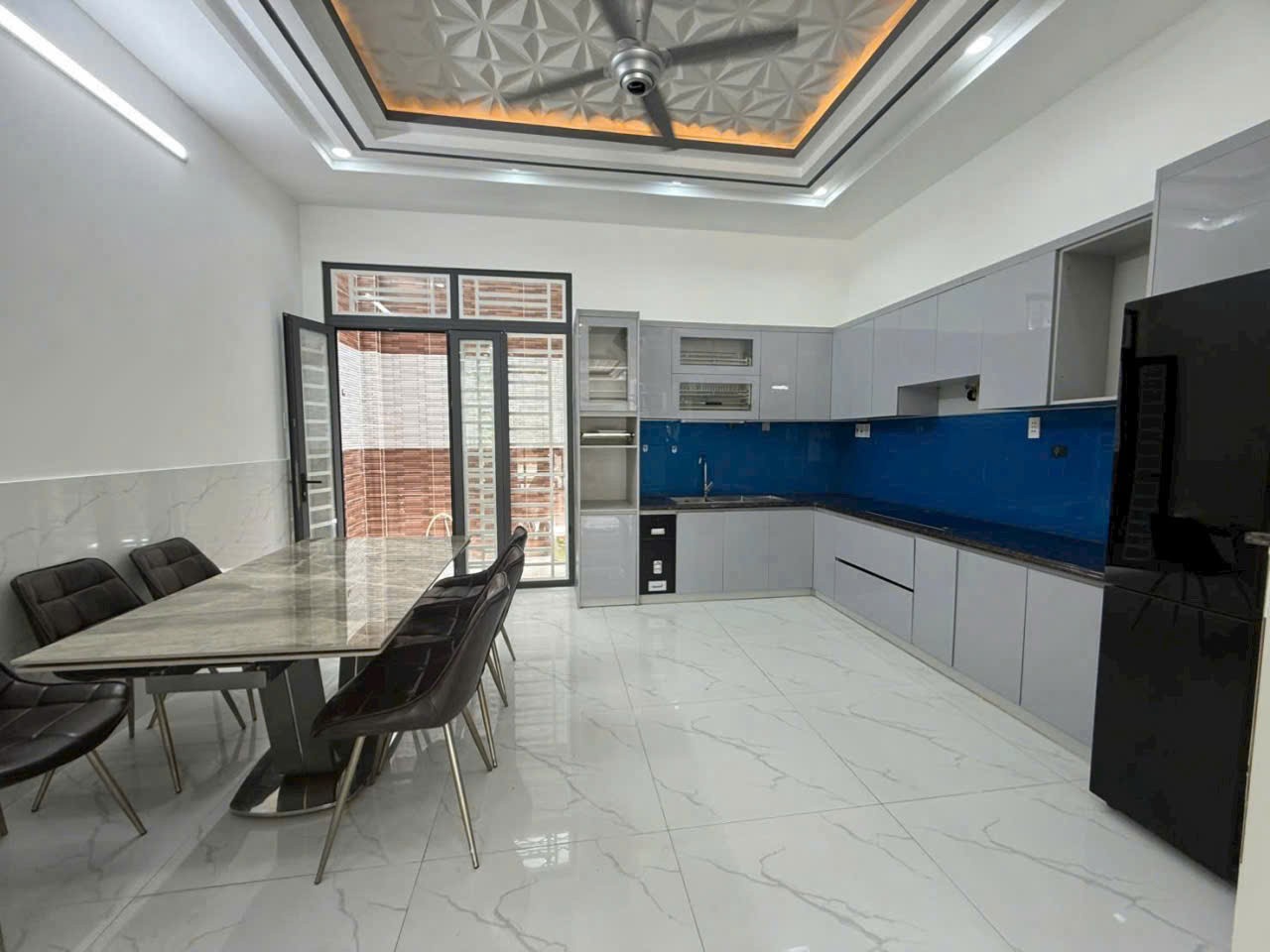 Bán nhà đẹp 4 tầng ,gần huỳnh tấn phát quận 7 nhà bè ,đường oto 8m 5