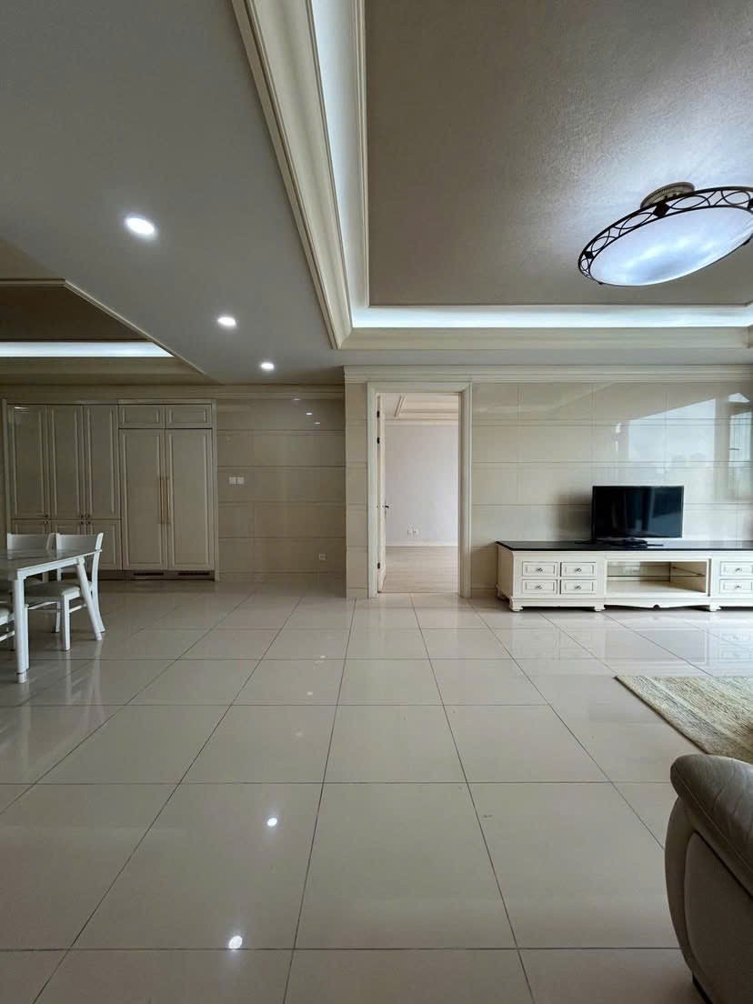 Cho thuê Căn hộ chung cư Bình Thạnh, Hồ Chí Minh, Diện tích 138m², Giá 26 Triệu/tháng 7