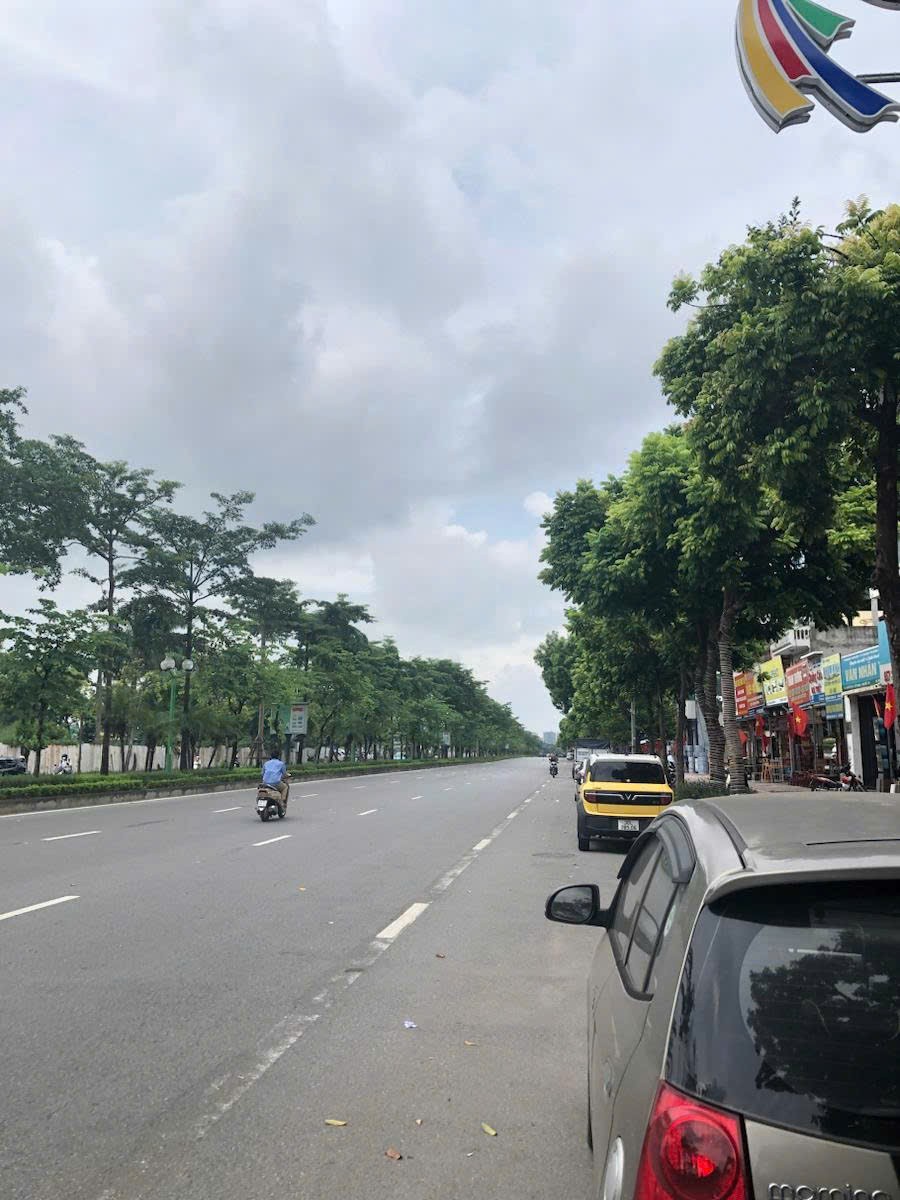 MẶT PHỐ NGÔ GIA TỰ - VỈA HÈ RỘNG - KINH DOANH TỐT 4
