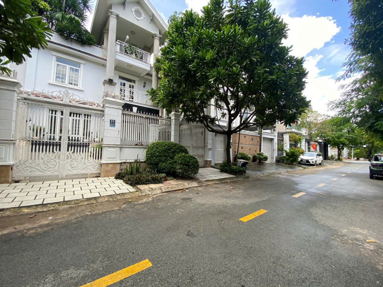 Cần bán Biệt thự Phường An Phú, Quận 2, Diện tích 200m², Giá 59 Tỷ 3