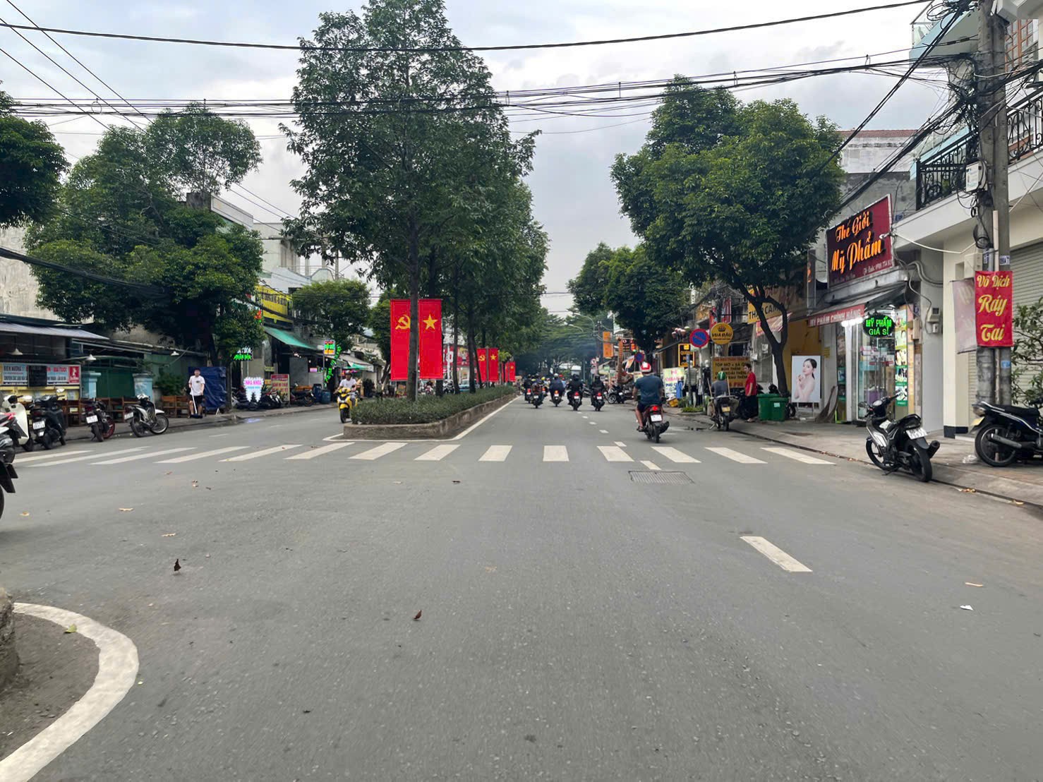 Cho thuê Đất Phường Phước Long B, Quận 9, Diện tích 2300m², Giá 85 Triệu/tháng
