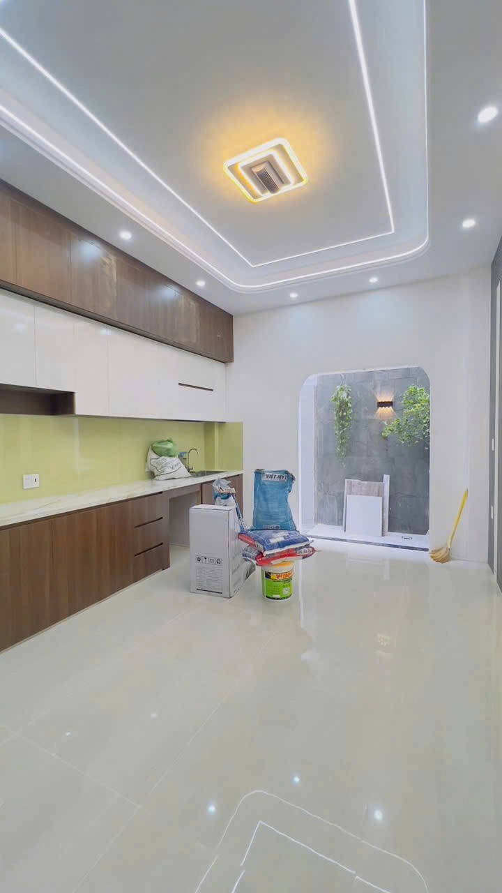 Nhà hẻm Liên Khu 5-6, Bình Hưng Hòa B, Bình Tân dt 60m2 2 lầu 4pn 4wc giá 5,3 tỷ 5
