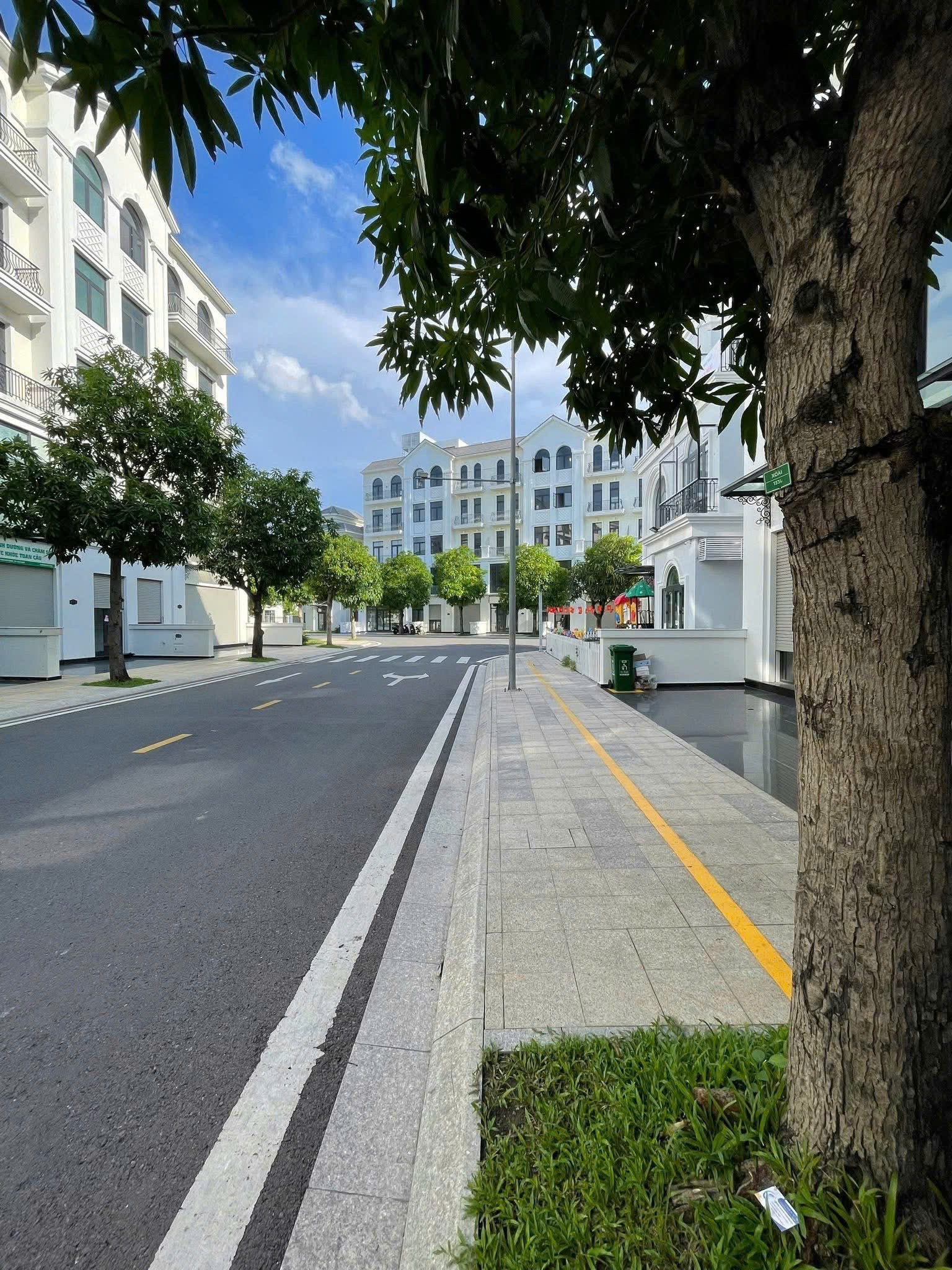 Cần bán Nhà mặt tiền Phường Long Bình, Quận 9, Diện tích 126m², Giá 026 Tỷ 2