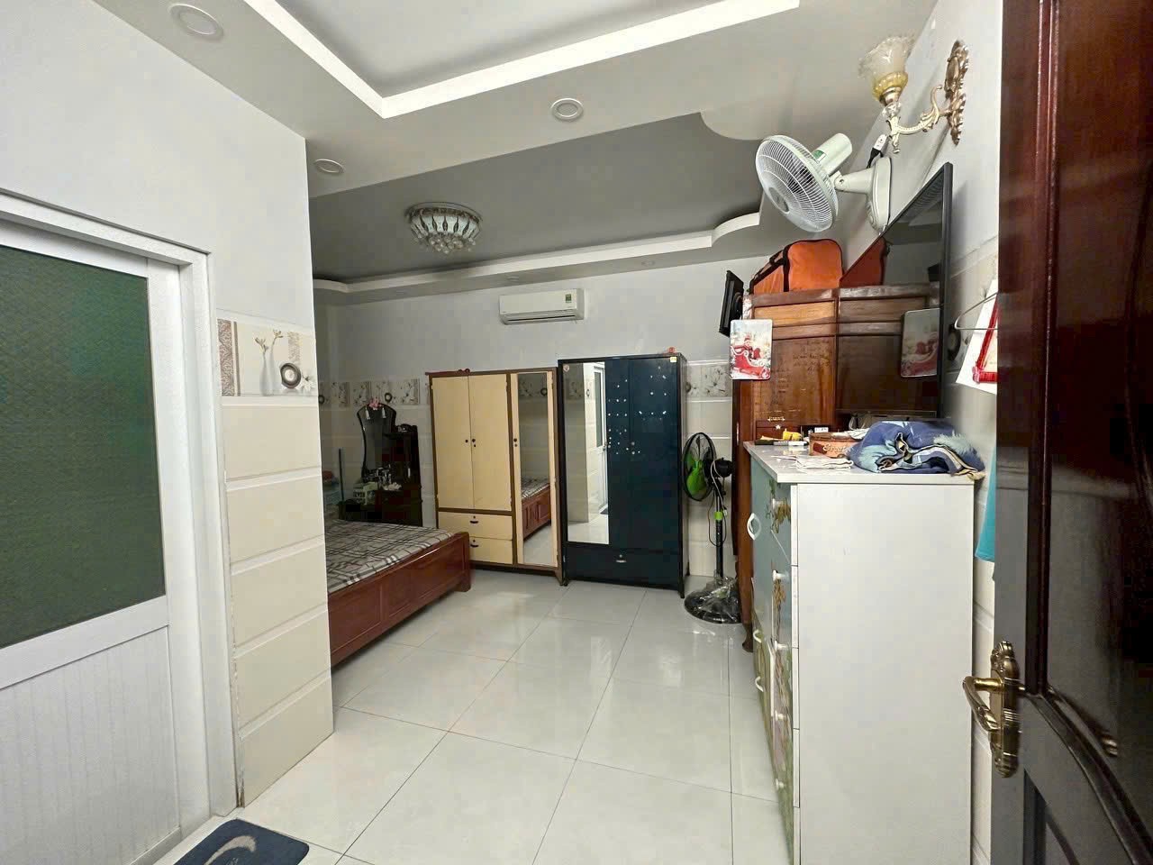 Biệt thự mini xã Tân Thạnh Đông , Củ Chi dt 275m2 2 mặt tiền 3pn 4wc  giá 6,5 tỷ