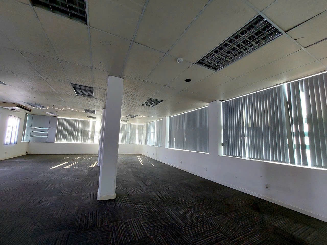 Cho thuê Văn phòng Quận 9, Hồ Chí Minh, Diện tích 1500m², Giá 200 Triệu/tháng 3