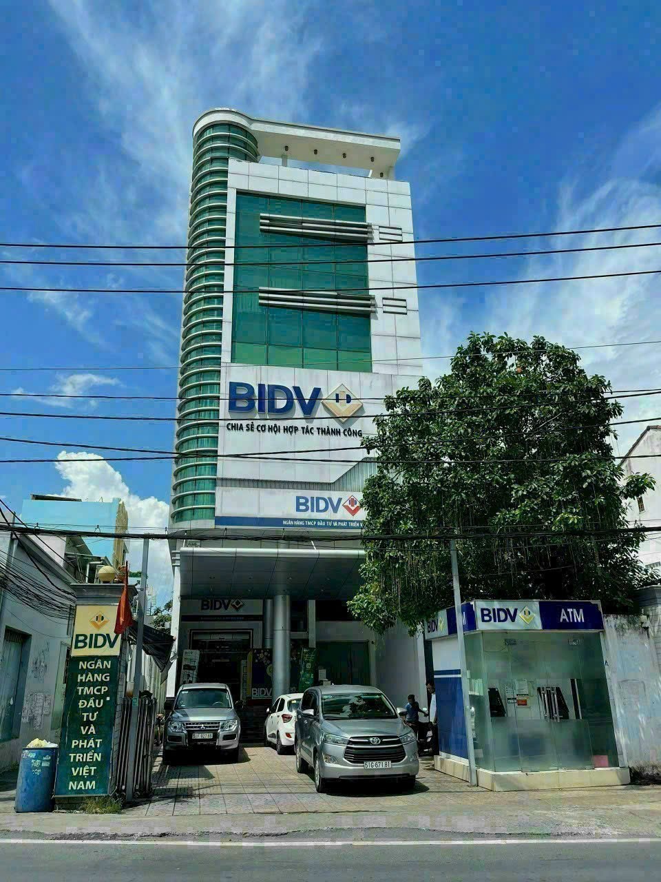 Cho thuê Văn phòng Quận 9, Hồ Chí Minh, Diện tích 1500m², Giá 200 Triệu/tháng