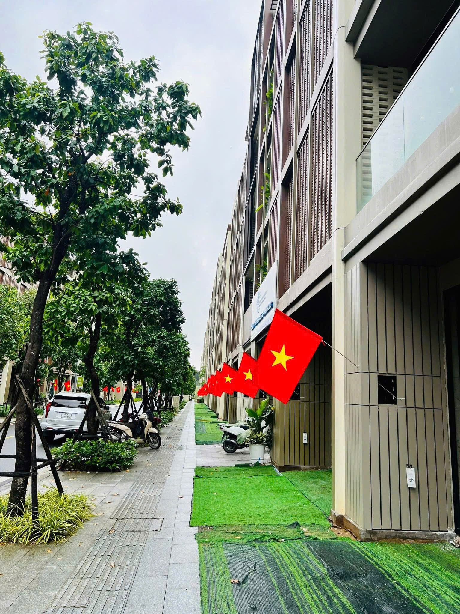 Cho thuê Nhà mặt tiền Quận 2, Hồ Chí Minh, Diện tích 95m², Giá Thương lượng 14