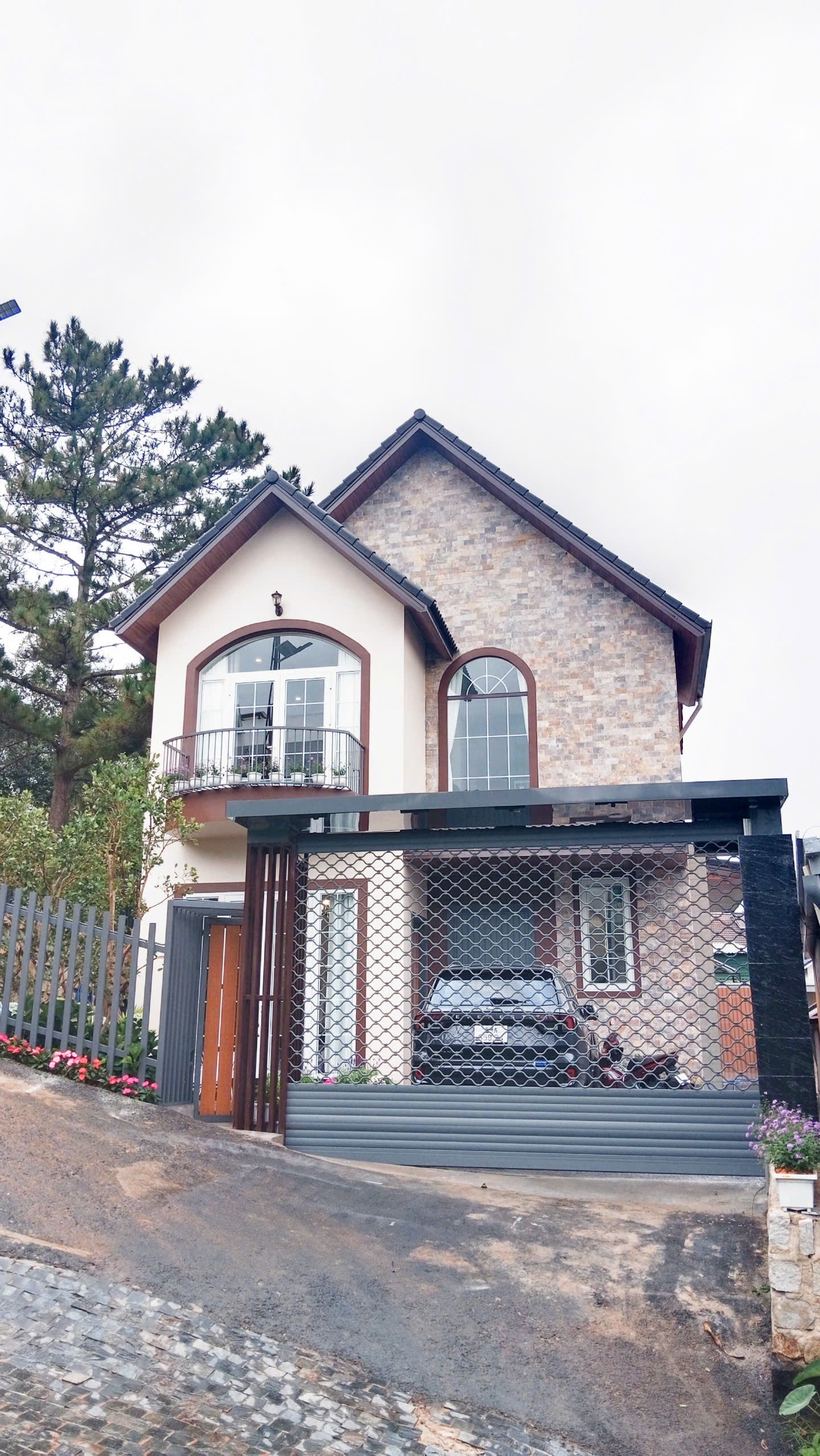 Bán Villa Sân Vườn tại Nam Hồ - P11 - Đà Lạt