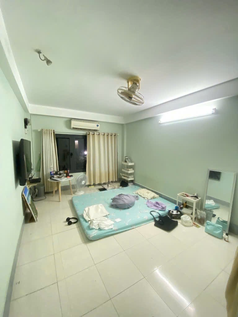 GIẢM TỪ 9,5 CÒN 8,9 TỶ SIÊU PHẨM CHDV NGAY KHU ẨM THỰC PHAN XÍCH LONG DT 30TR/THANG 5