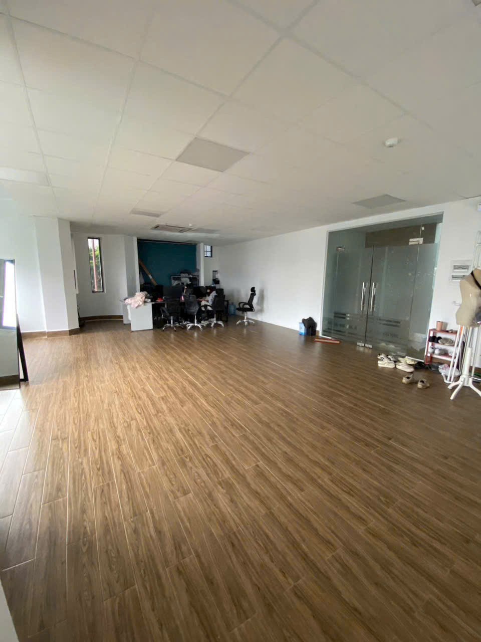 Cho thuê Văn phòng Phường Phước Long B, Quận 9, Diện tích 170m², Giá 23 Triệu/tháng