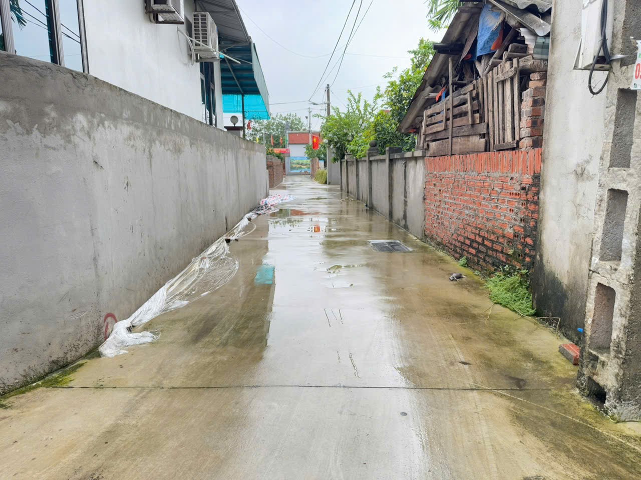 Bán Đất Lô Góc 3 Mặt Thoáng Hiếm Có Tại Chi Đông - Quang Minh - Mê Linh