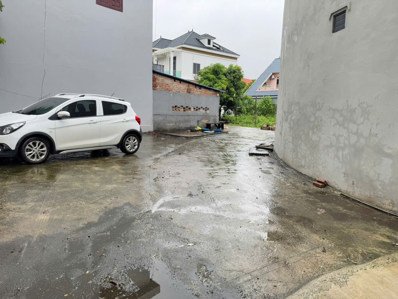 Bán Gấp! Đất 2 Mặt Thoáng Hiếm Có Tại Chi Đông - Mê Linh, Chỉ 4.05 Tỷ