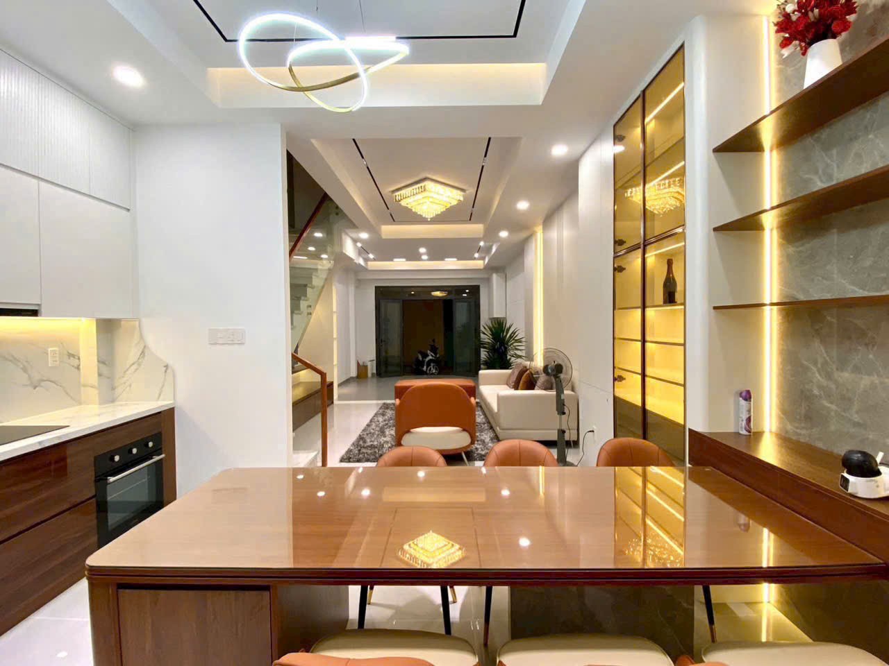 Bán nhà hẻm xe hơi 1 sẹc Huỳnh Tấn Phát Quận 7 – sát Phú Mỹ Hưng 3