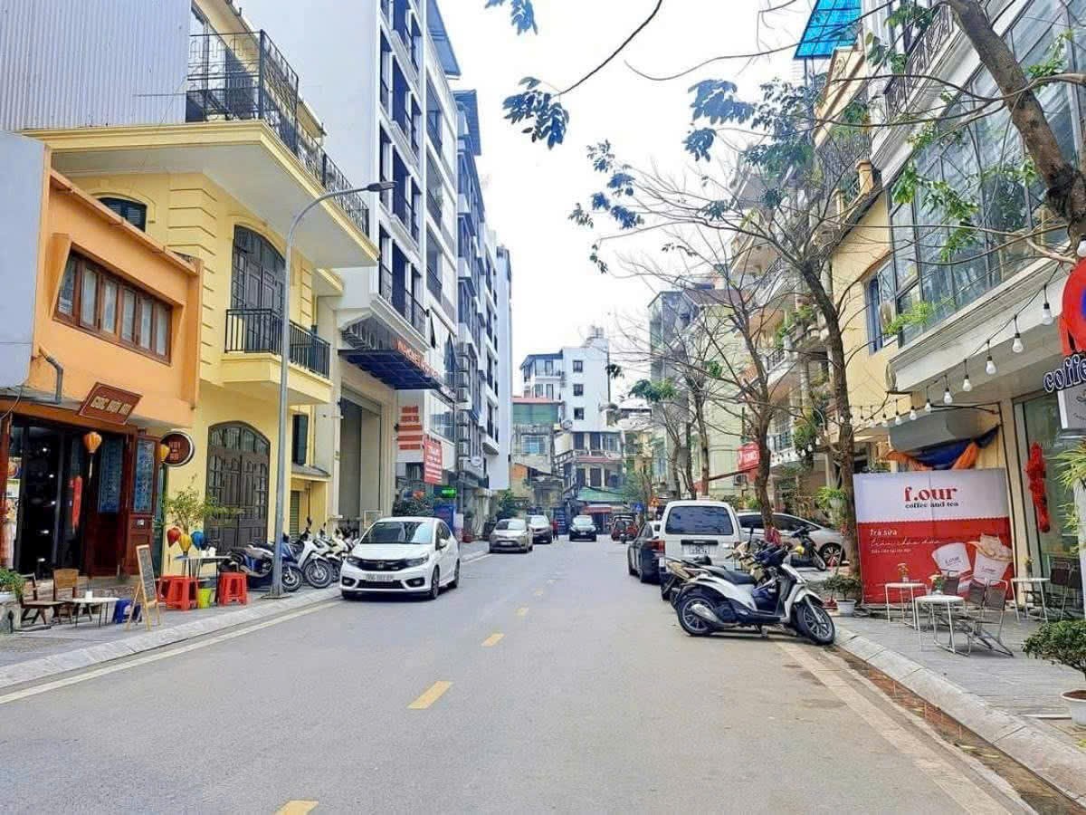 TOÀ APARTMENT ĐẸP  NHẤT PHỐ VÕNG THỊ TÂY HỒTÒA NHÀ 9 TẦNG VỚI DIỆN TÍCH 120M  MẶT TIỀN 6,8M CHỈ