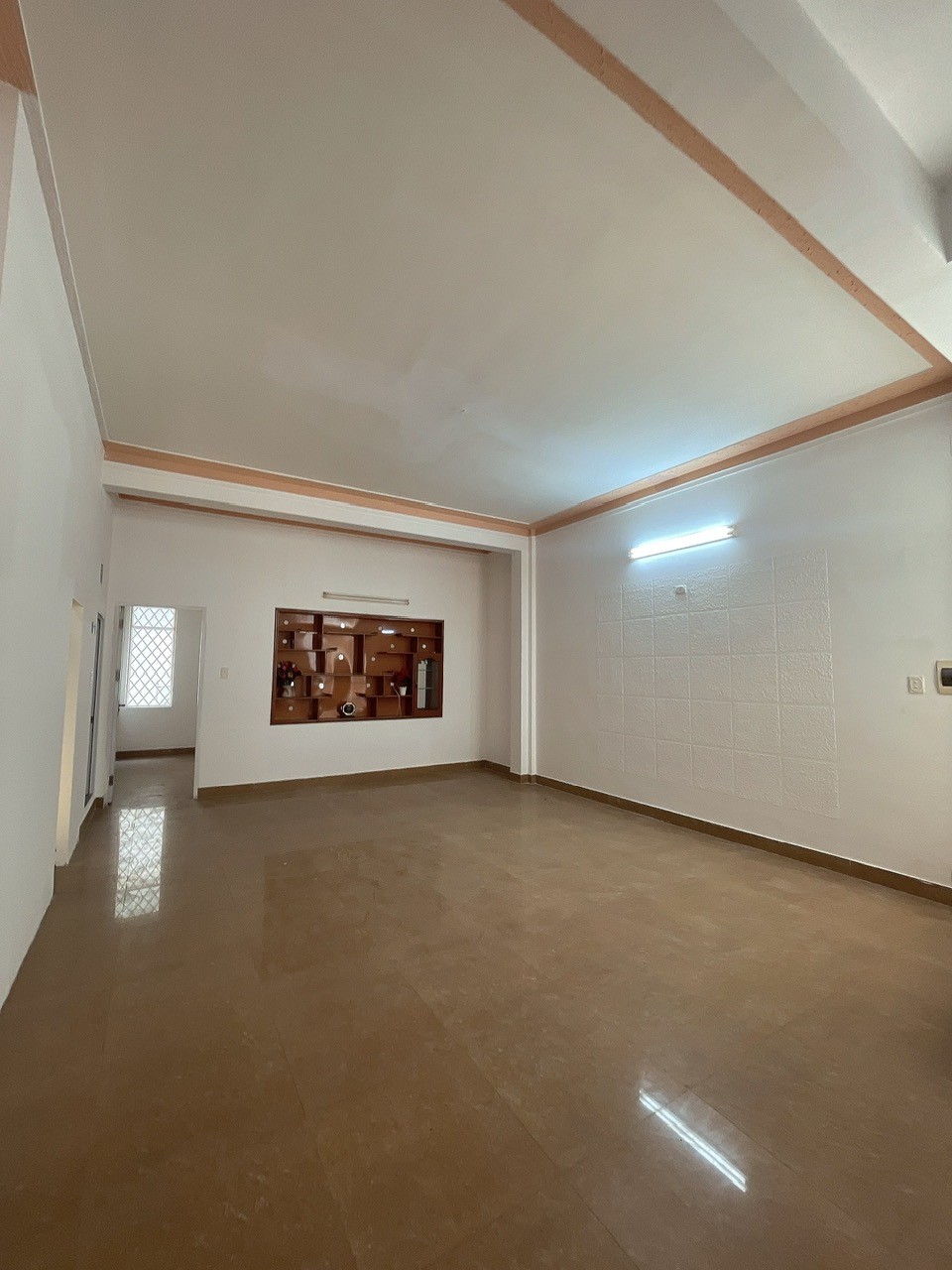 Cho thuê nhà đường 2/9 hải châu đà nẵng có thang máy ngang 7 dt 175m2 giá tốt 3