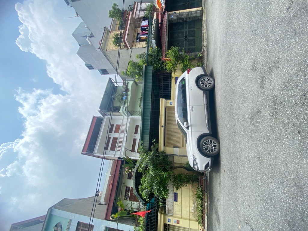 HOÀNG NHƯ TIẾP,LONG BIÊN 35tỷ 101m NGÕ Ô TÔ KINH DOANH,VĂN PHÒNG,XÂY Ở THÍCH
