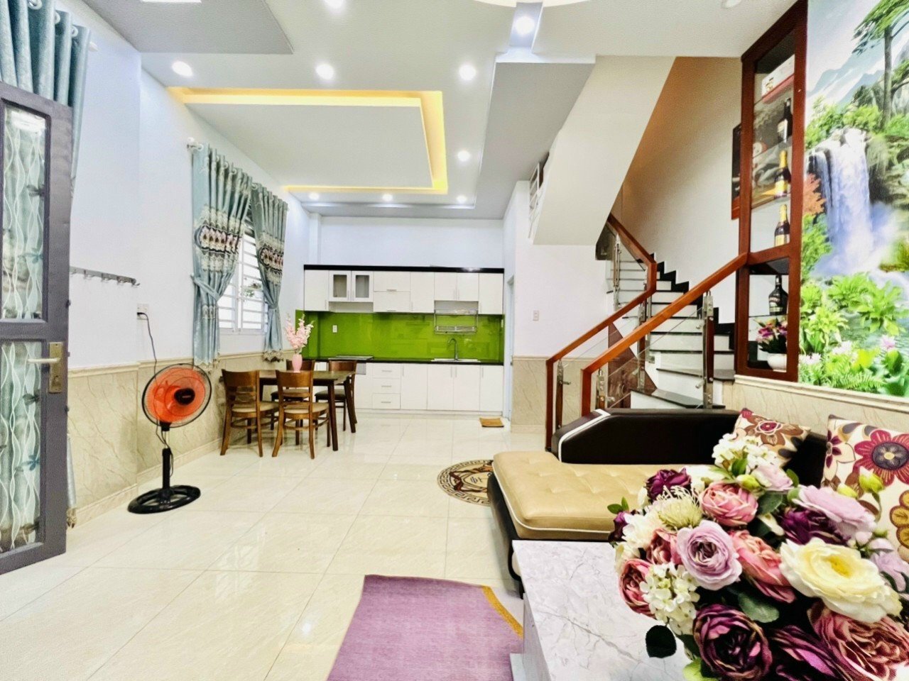 Nhà đẹp, Trần Văn Hoàng, 6 x 7m, 3 lầu, khu yên tĩnh, Tân Bình, Diện tích: 42m², Giá: 5.6 Tỷ - LH: 0909284886 5