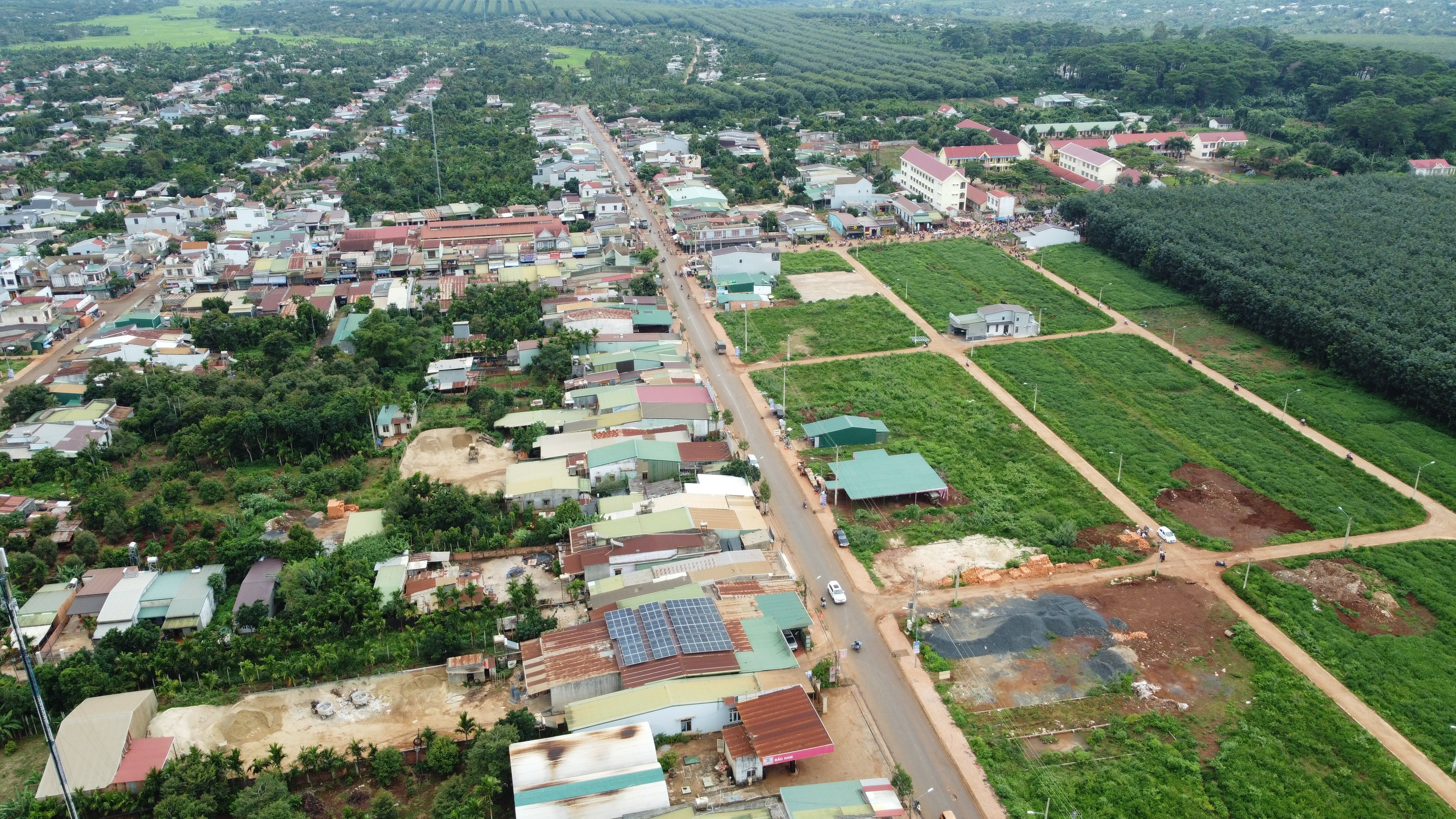 Cần chuyển nhượng 5 lô liền kề mặt tiền chợ Phú Lộc Krông Năng 7