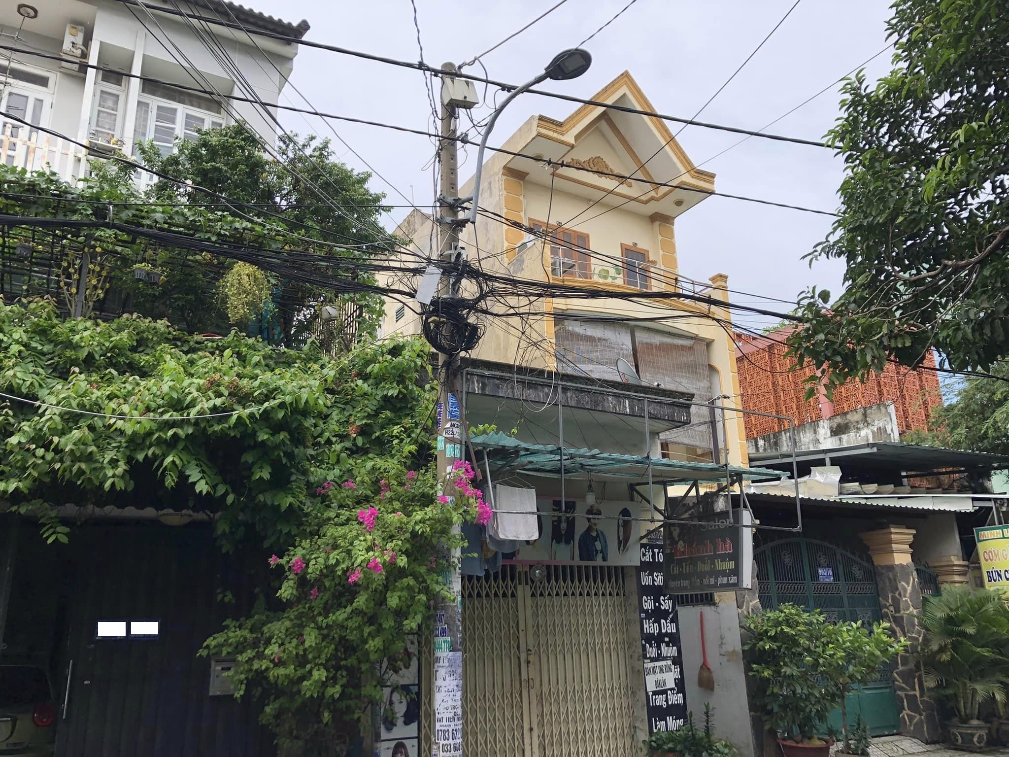 Bán nhà hẻm kinh doanh Phạm Văn Bạch, P12, Gò Vấp, 100m2, nhà 3 tầng