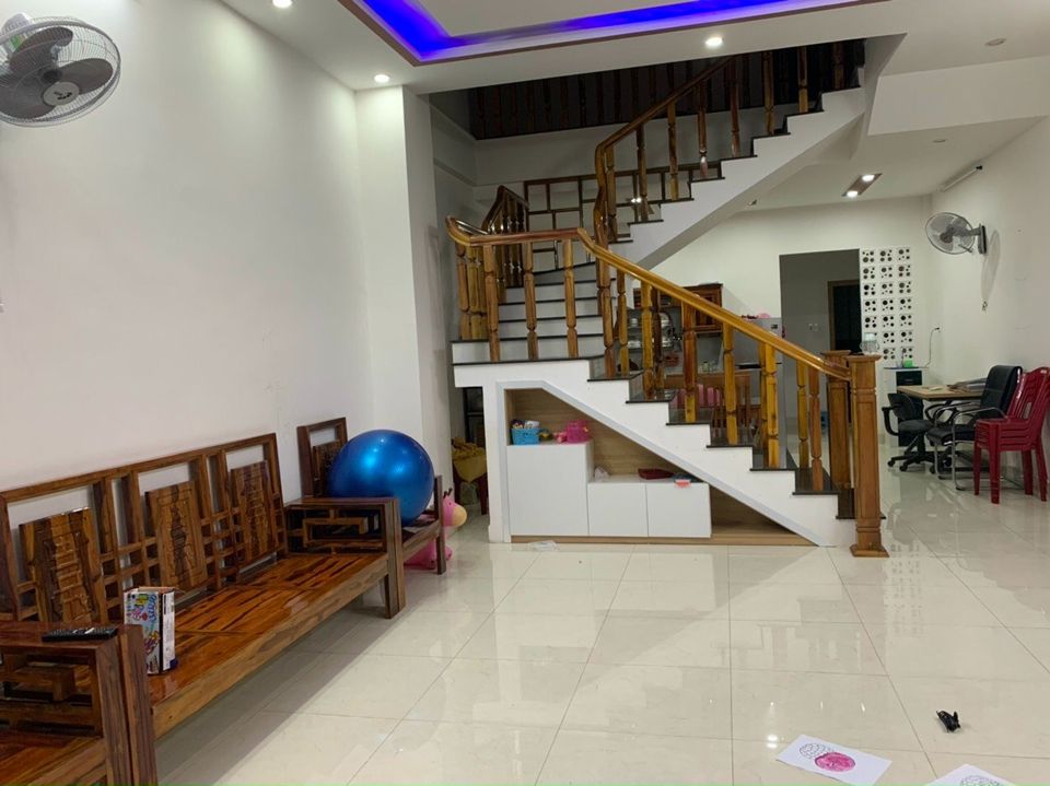 BÁN NHÀ 2 TẦNG, Đường Trần Cao Vân, Quận Thanh Khê, 75m2, ÔTô Đỗ, Chỉ 3 Tỷ 0929515355. 3