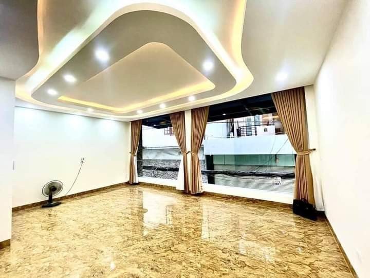 Cần bán Văn phòng đường Nguyễn Khang, Phường Quan Hoa, Diện tích 55m², Giá Thương lượng 3