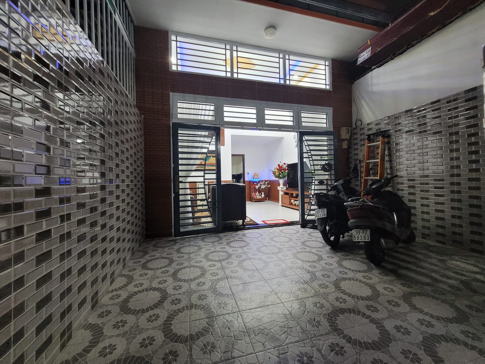 KHU VIP BÀU CÁT - NHÀ 5 TẦNG CỰC ĐẸP - TẶNG NỘI THẤT CAO CẤP - 74M2 - CHỈ 8 TỶ 4