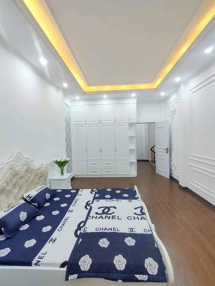 Cần bán Nhà mặt tiền đường Khương Trung, Phường Khương Đình, Diện tích 40m², Giá 4100 Triệu 2