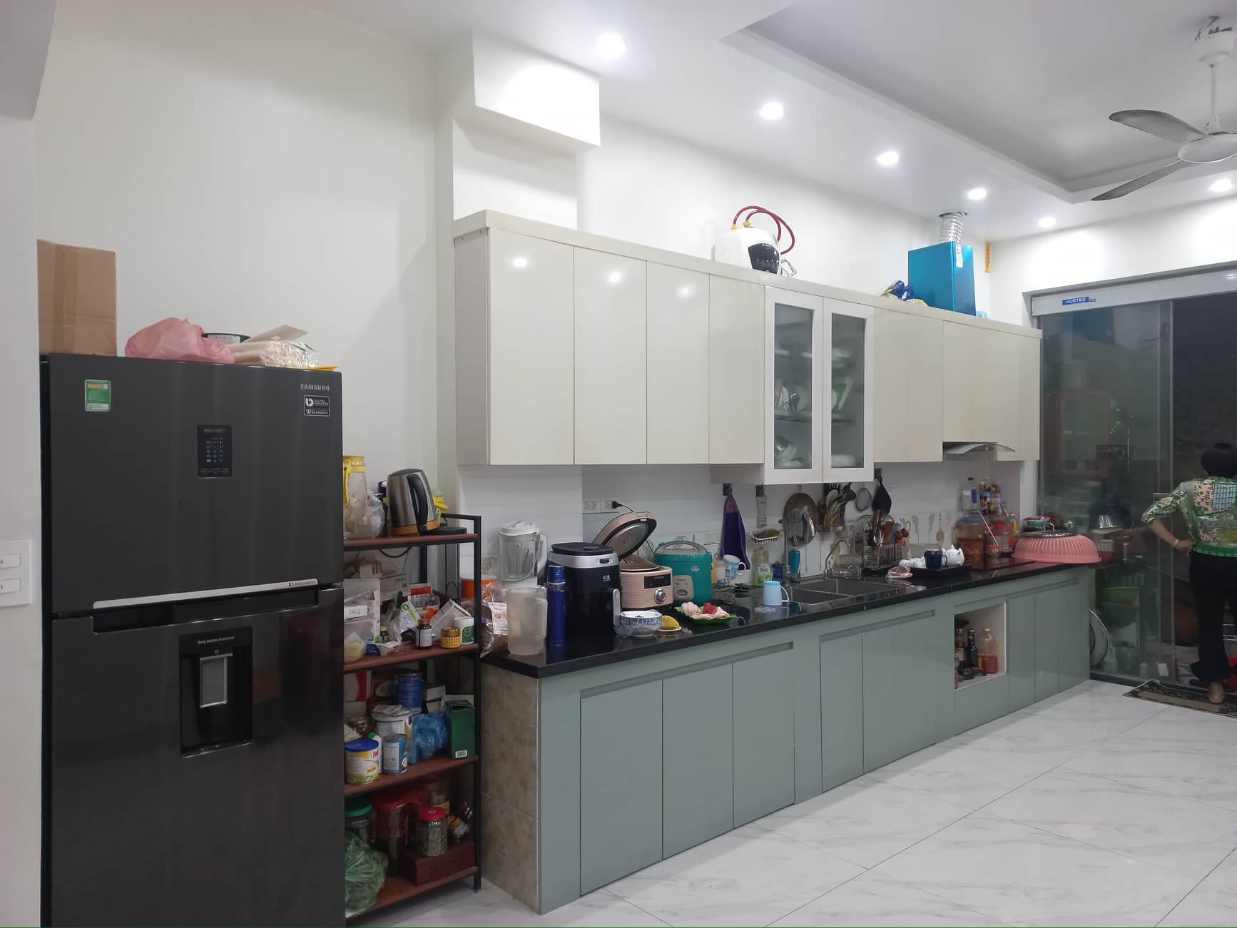 Cần bán Nhà mặt tiền đường Phố Trạm, Phường Long Biên, Diện tích 70m², Giá 6.800.000.000 Tỷ 2