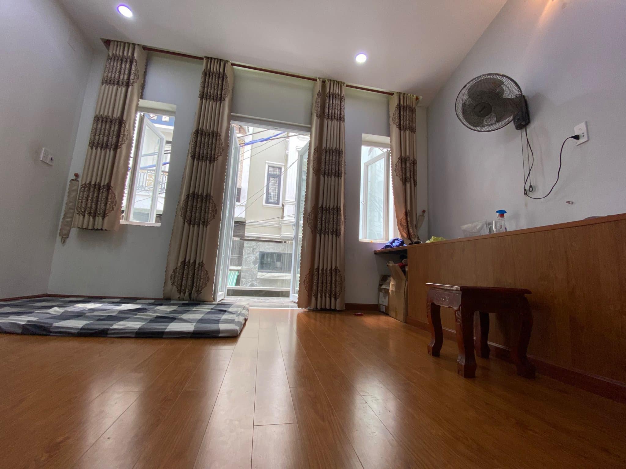 4 TẦNG - HẺM NHỰA 6M - KHU PHÂN LÔ VIP ĐƯỜNG CỐNG LỞ - TÂN BÌNH -94M2 - CHỈ 7,75 TỶ
