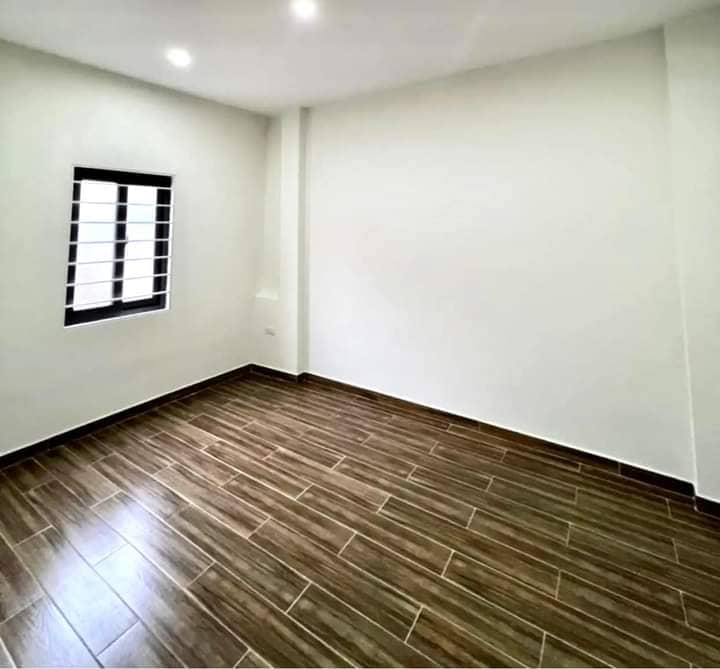 Cần bán Nhà mặt tiền đường Chính Kinh, Phường Khương Trung, Diện tích 38m², Giá 6.3 Tỷ 11