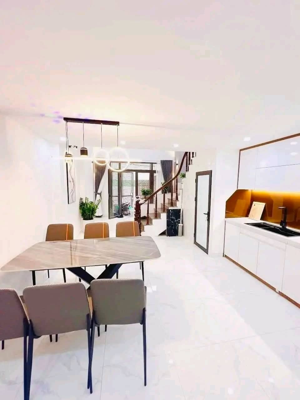 Nhà vị trí siêu đẹp tại trung tâm xã đàn kinh doanh hay để ở đều siêu đẹp 3