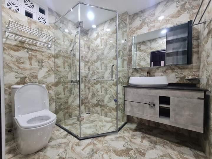 Cần bán Văn phòng đường Nguyễn Khang, Phường Quan Hoa, Diện tích 55m², Giá Thương lượng 5