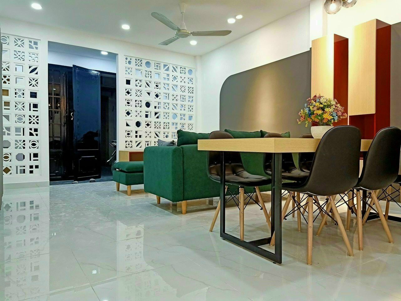 Nhà đẹp, Hoàng Ngọc Phách, 4 x 12m, 48m2, chỉ 5.3 tỷ, hẻm xe hơi, Diện tích: 48m², Giá: 5.3 Tỷ - LH: 0706026518 4