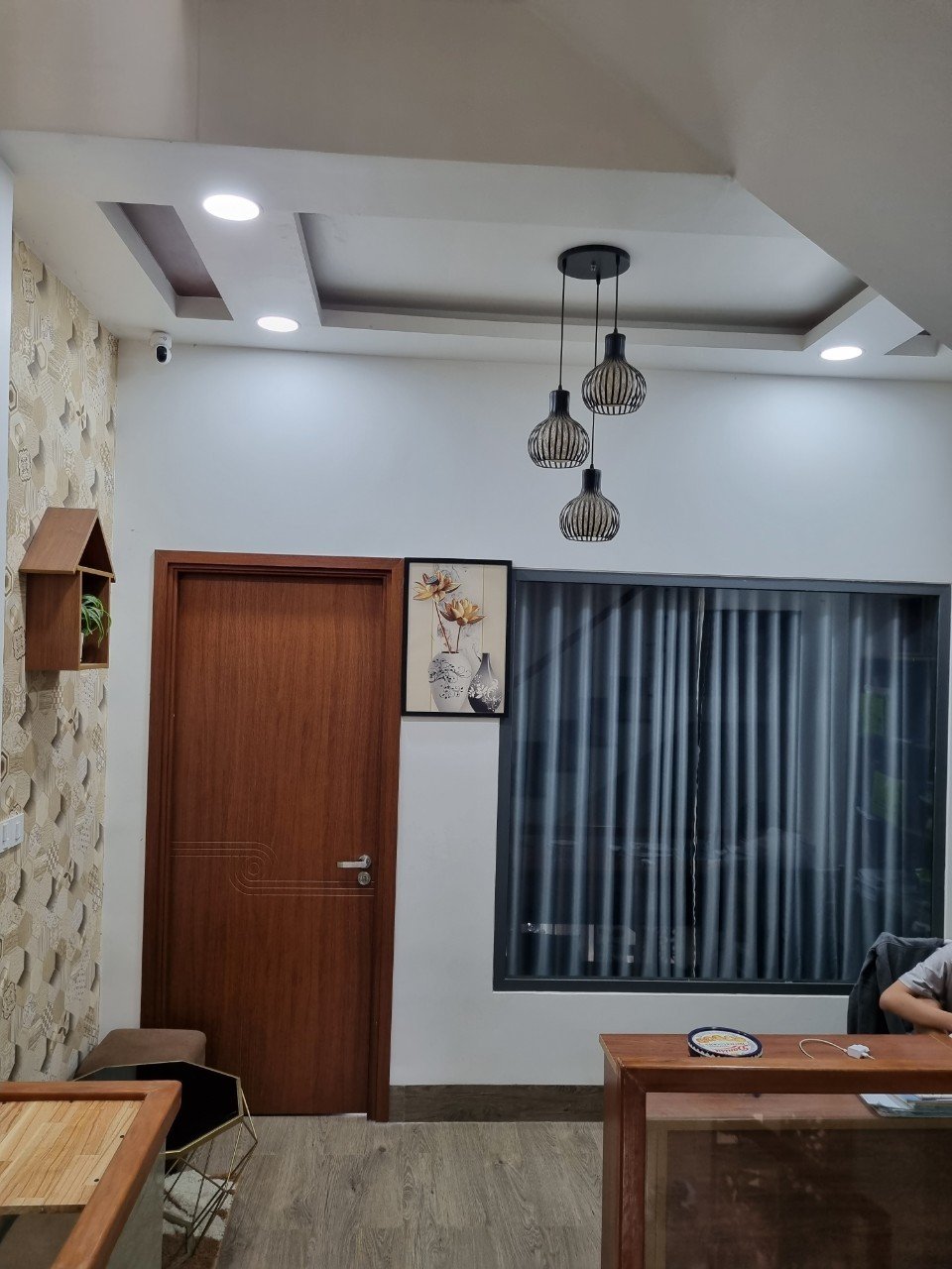 Bán gấp nhà Hà Huy Tập, 65m2, 2 ÔTô tránh, nội thất cao cấp, nhỉnh 5 tỷ, 0929515355 5