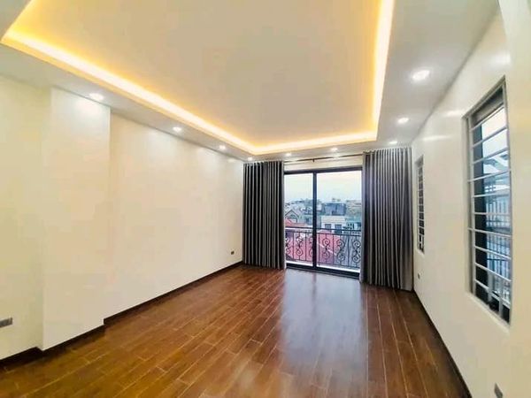 Cần bán Nhà mặt tiền đường Đàm Quang Trung, Phường Long Biên, Diện tích 50m², Giá 100 TR/M Triệu 3