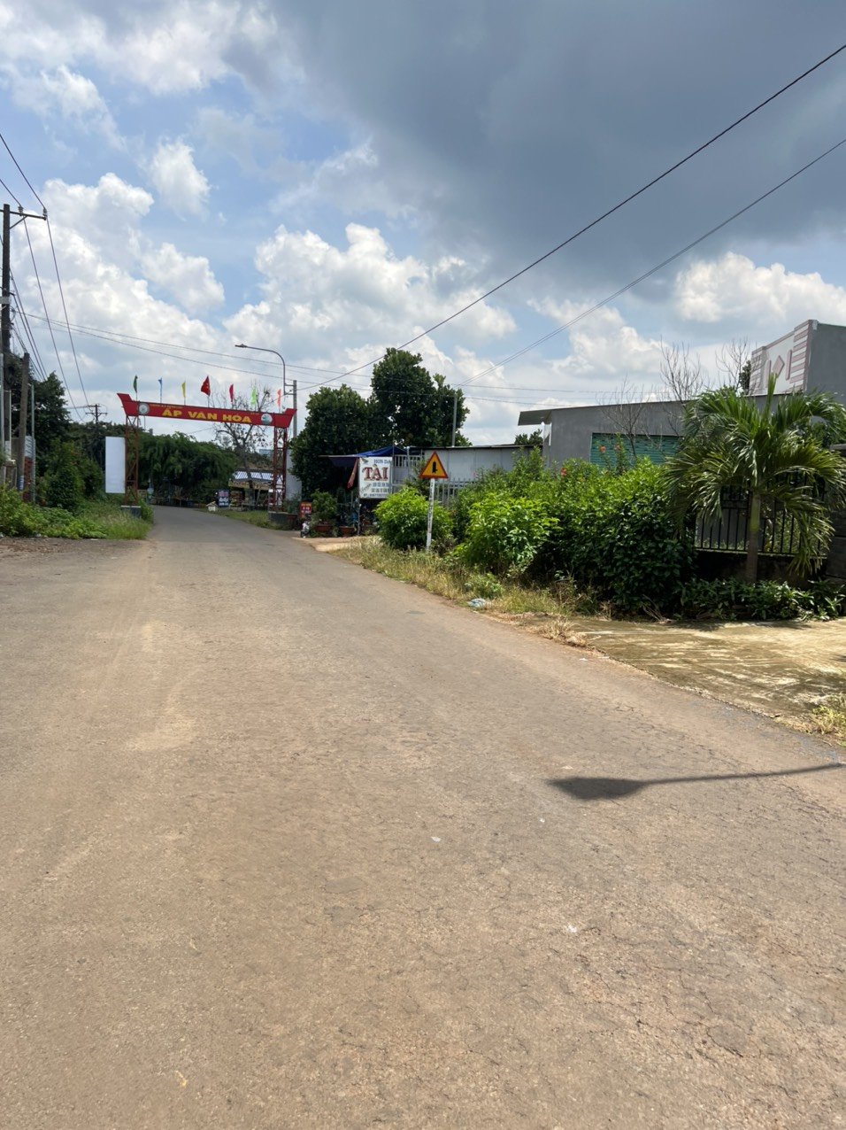 Cần bán Đất đường Quốc lộ 1A, Xã Bình Lộc, Diện tích 100m², Giá 1.35 Tỷ