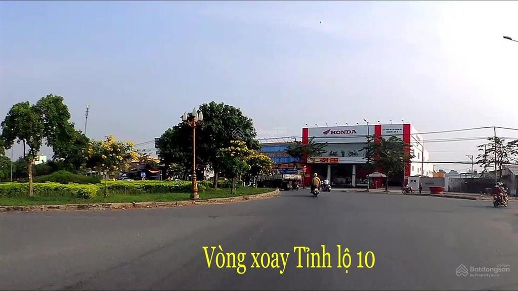 kẹt vốn bán rẻ lô góc mặt tiền tỉnh lộ 10 đức hòa 5