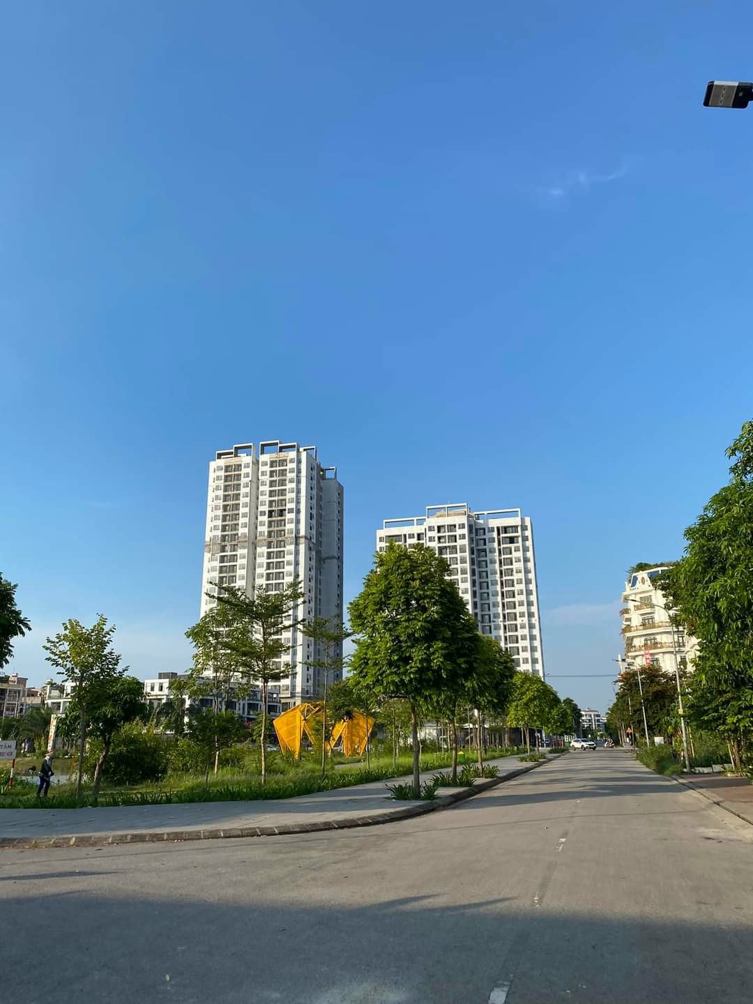 Cần bán Căn hộ chung cư đường Hoàng Quốc Việt, Phường Xương Giang, Diện tích 68m², Giá 26.000.000 Triệu/m²