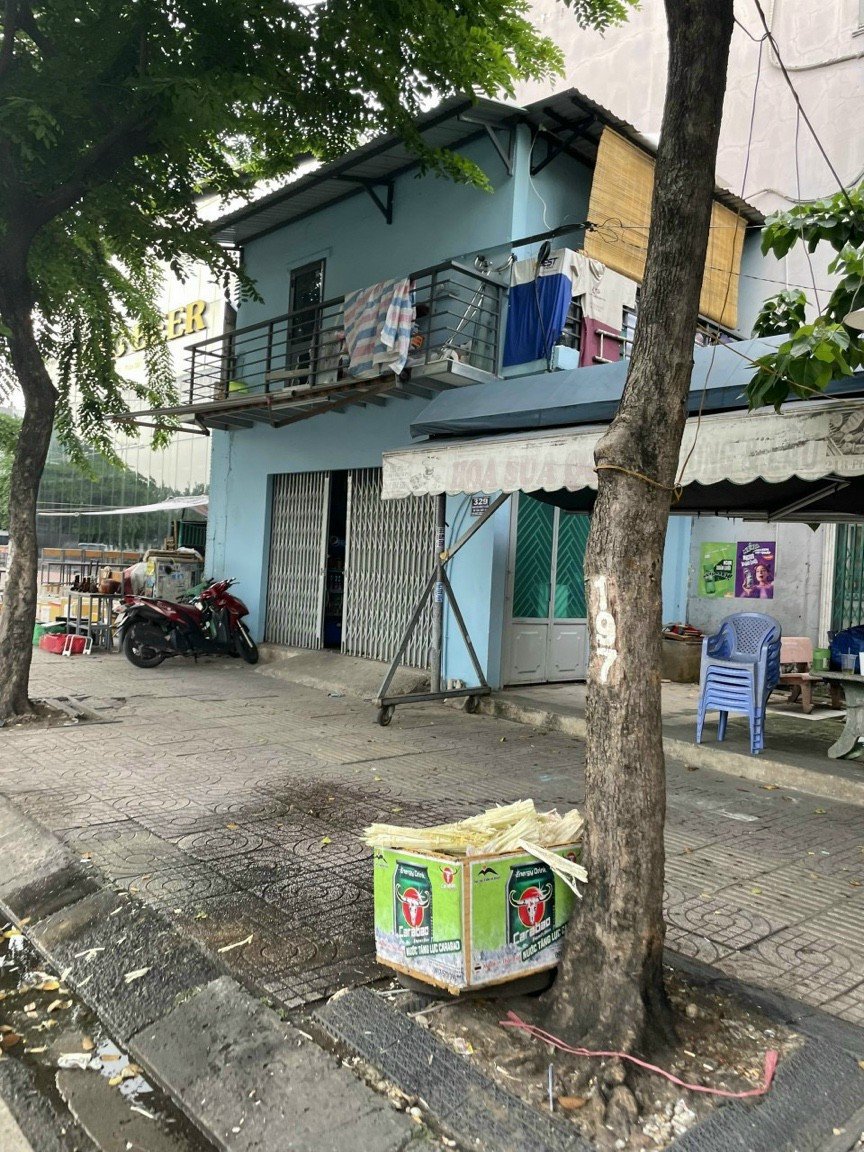 Cần bán Nhà mặt tiền đường Phạm Văn Đồng, Phường 11, Diện tích 30m², Giá 4100 Triệu 2