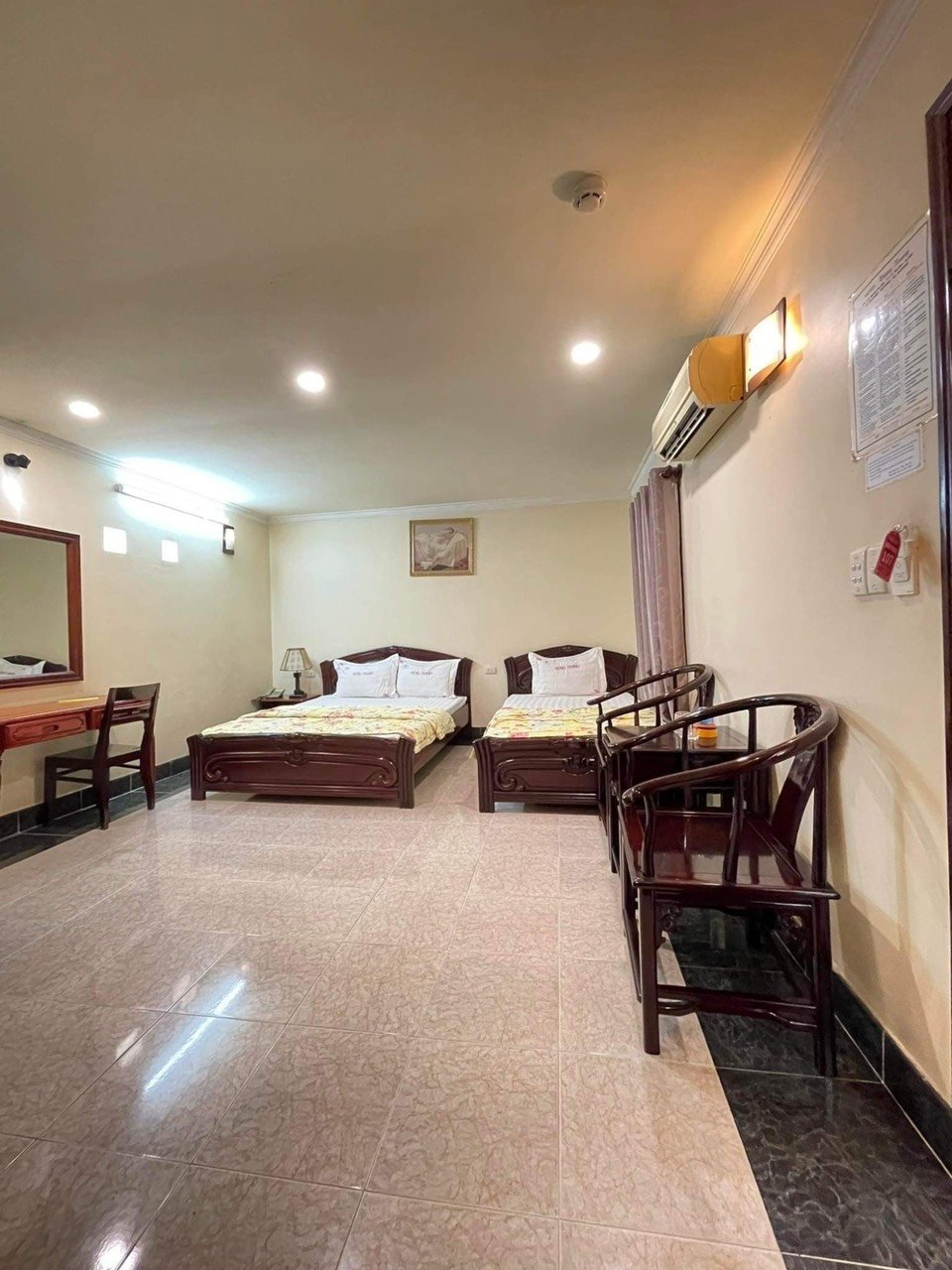 Khách Sạn đường Nguyễn Thái Bình, Phường 4, Diện tích 330m², Giá 60 Tỷ