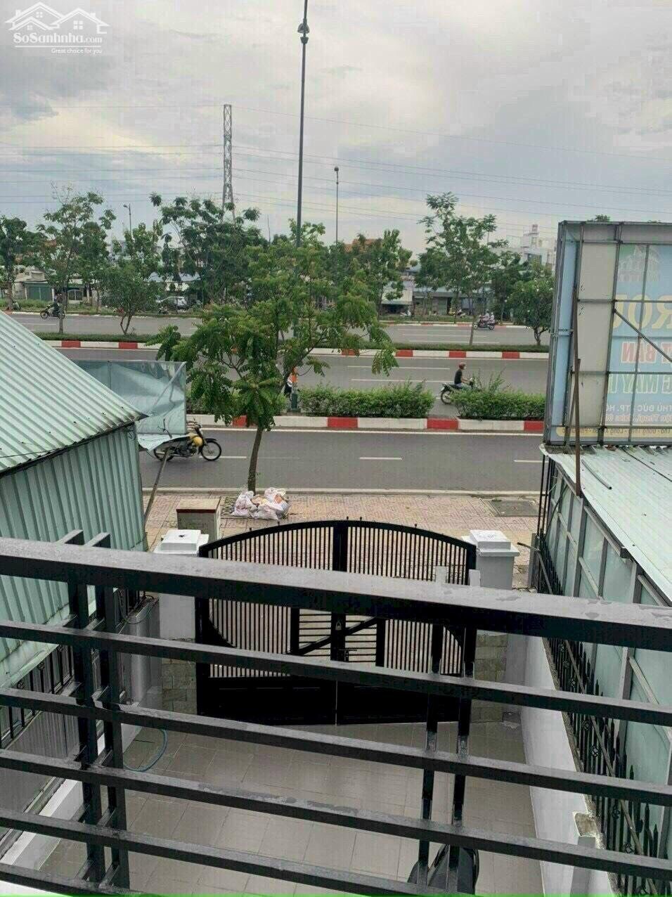 Cần bán Nhà mặt tiền đường Phạm Văn Đồng, Phường Hiệp Bình Chánh, Diện tích 101m², Giá 15.8 Tỷ 8