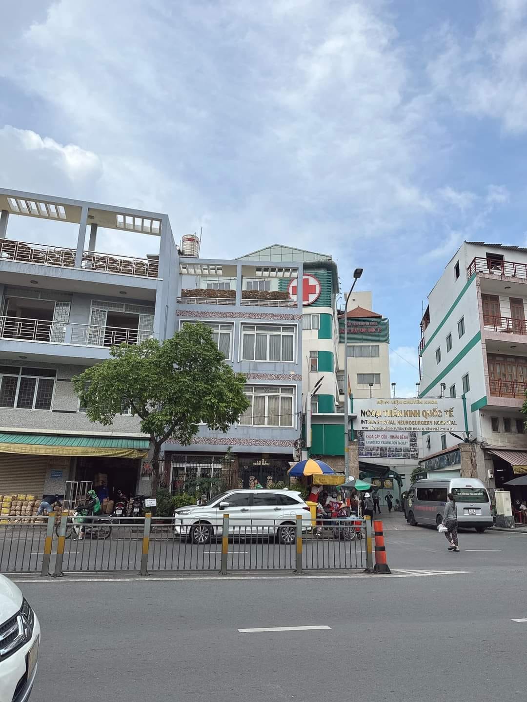 Bán nhà Mặt Tiền Lũy Bán Bích - TT.Hòa - Tân Phú - Kinh doanh đỉnh - 95m2( 4,6mx22m) - Giá 15 tỷ
