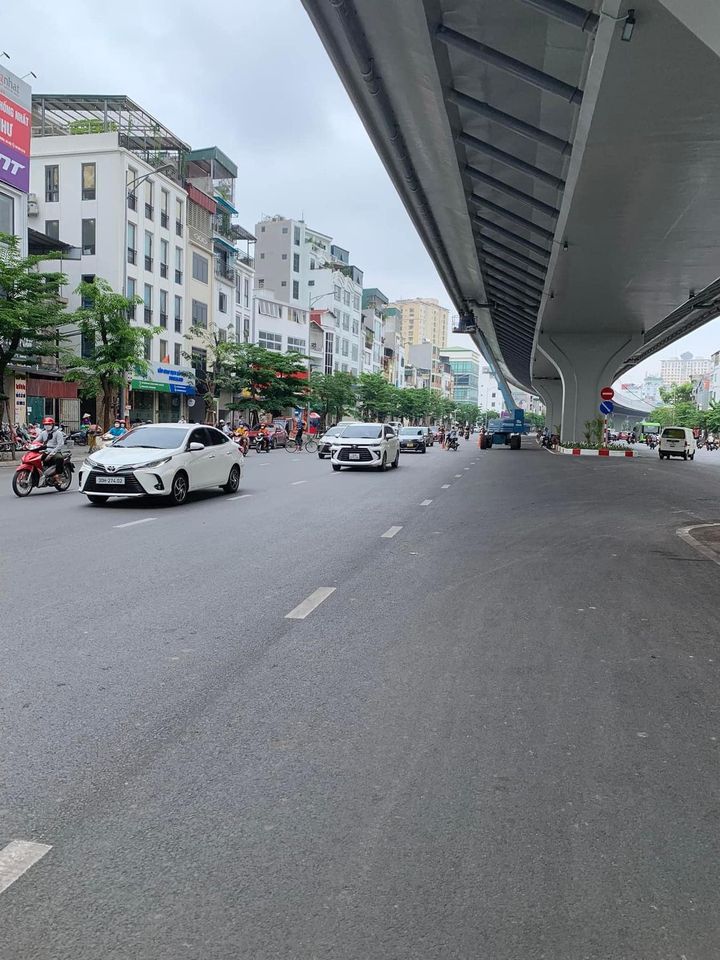 [ GIÁ ĐẦU TƯ ] TÒA VP MP TRƯỜNG CHINH 190M2, 9T,  CÓ HẦM, 2 THOÁNG,  KD ĐỈNH 2