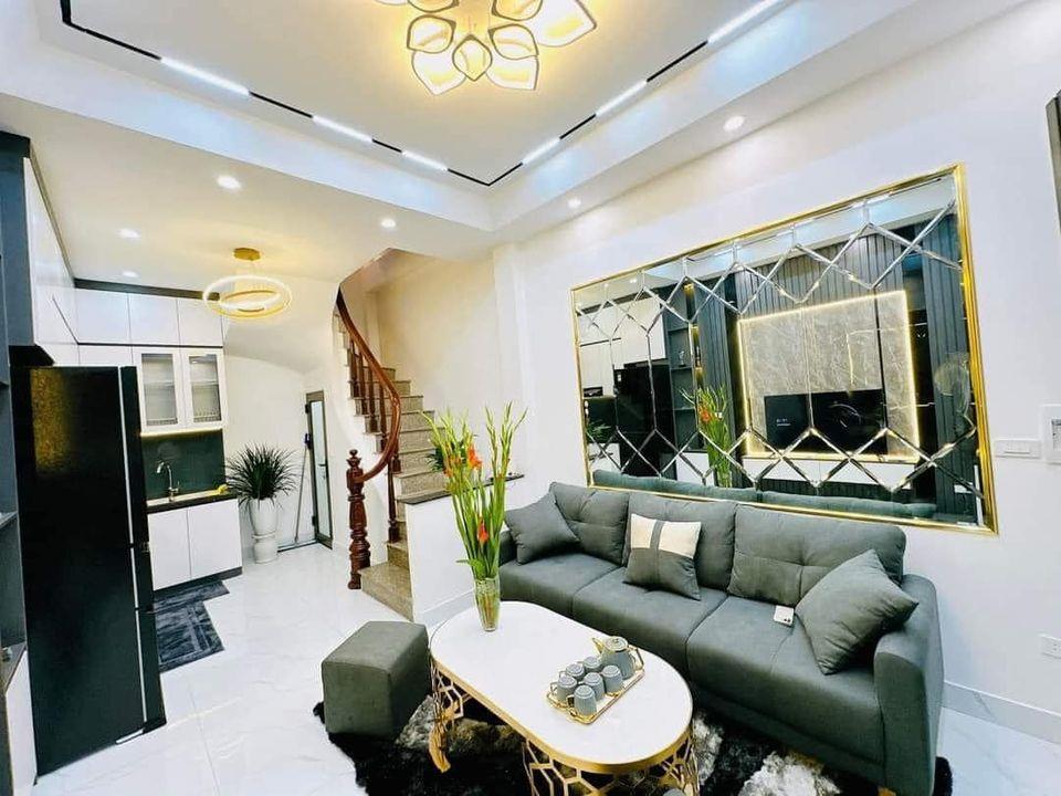 Bán nhà đẹp phố Nguyễn Văn Trỗi vị trí đẹp giá ô tô đô cách nhà 15m, chủ hạ giá còn 4xx tỉ 2