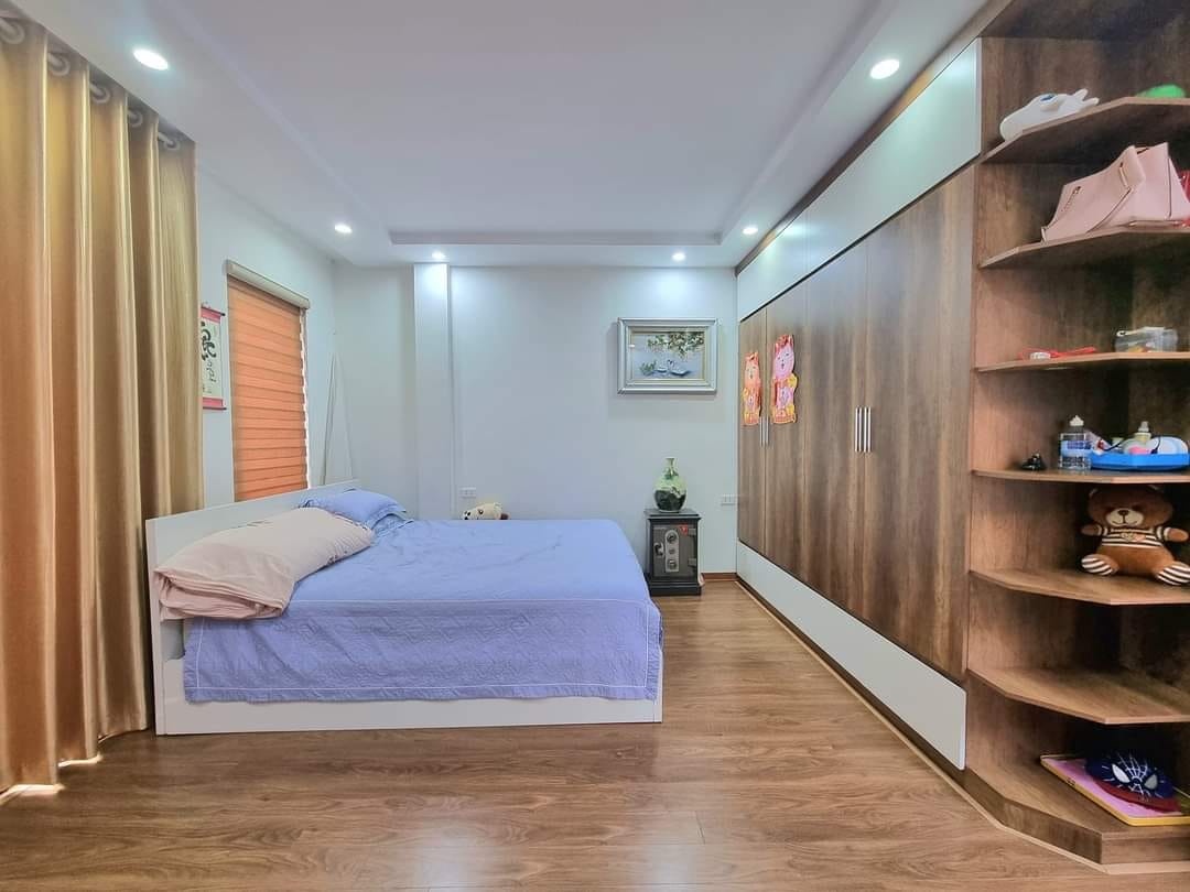 NHÀ THẠCH BÀN ĐEP.,3 TỶ,38 M2, 5 TẦNG,NGAY PHỐ LỚN 2