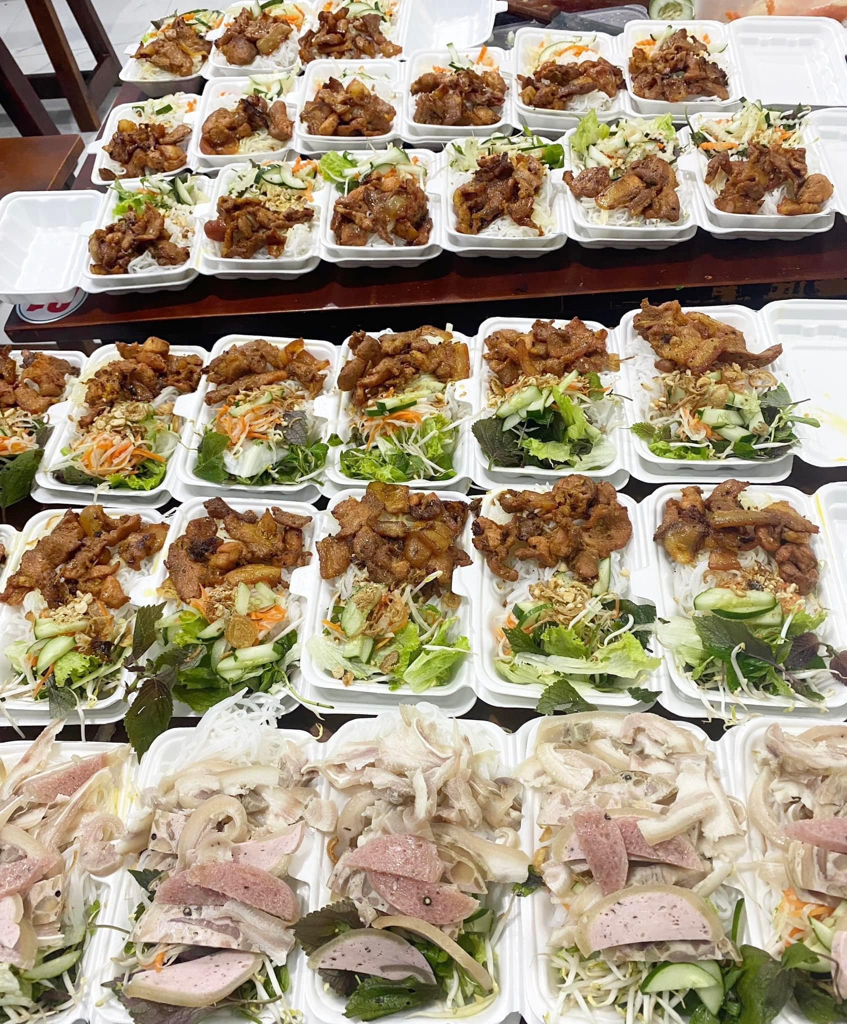 Chính chủ cần nhượng lại quán ăn uống 141 Sống Hồng – Phú Bài – Thị Xã HươngThuỷ . 3