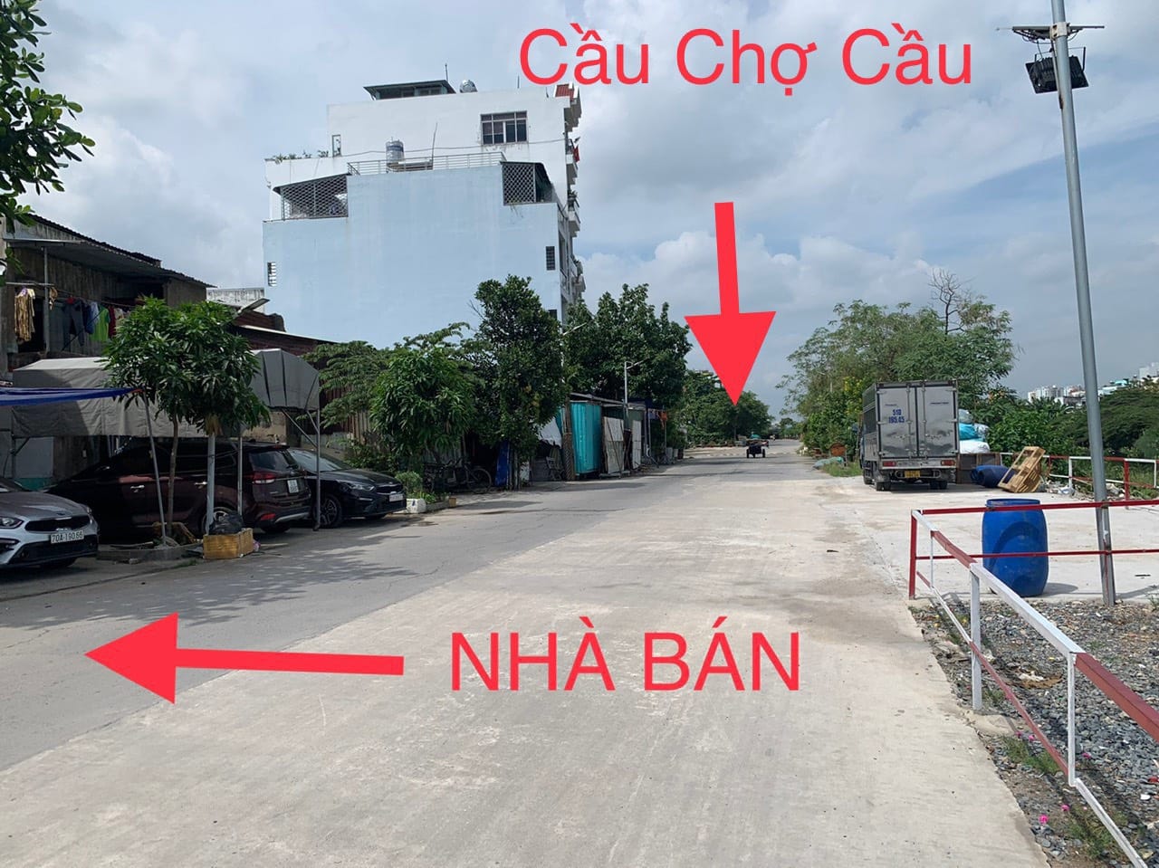 bán căn nhà 2 mặt tiền đường sông 16m (mt trước) của Dự án Tham Lương- Bến Cát - Rạch Nước Lên 4